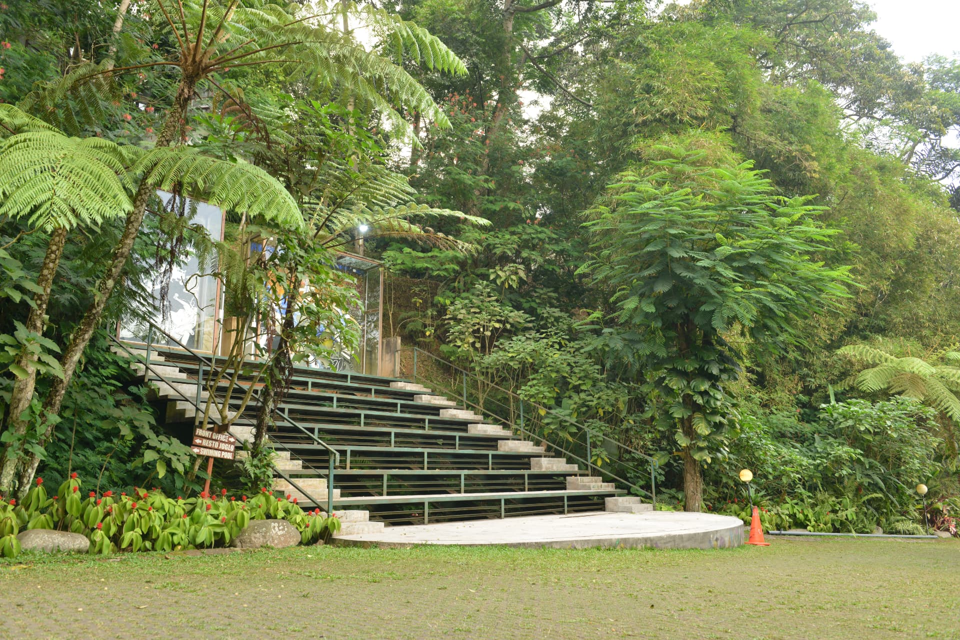 Lawangwangi gallery 1-4